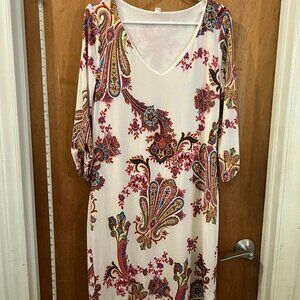 🐻Size M - Pink Blush - Long Sleeve White and Floral Shirt Dress